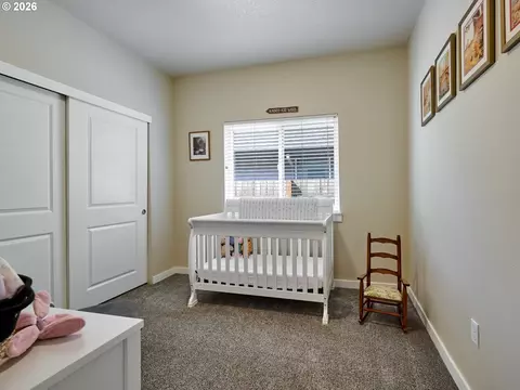 Bedroom - 542 Elm Loop, Gervais, OR 97026 photo 3 of 4