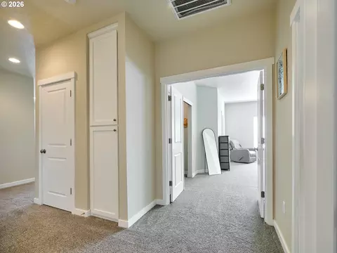 Entry Way - 542 Elm Loop, Gervais, OR 97026 photo 1 of 2