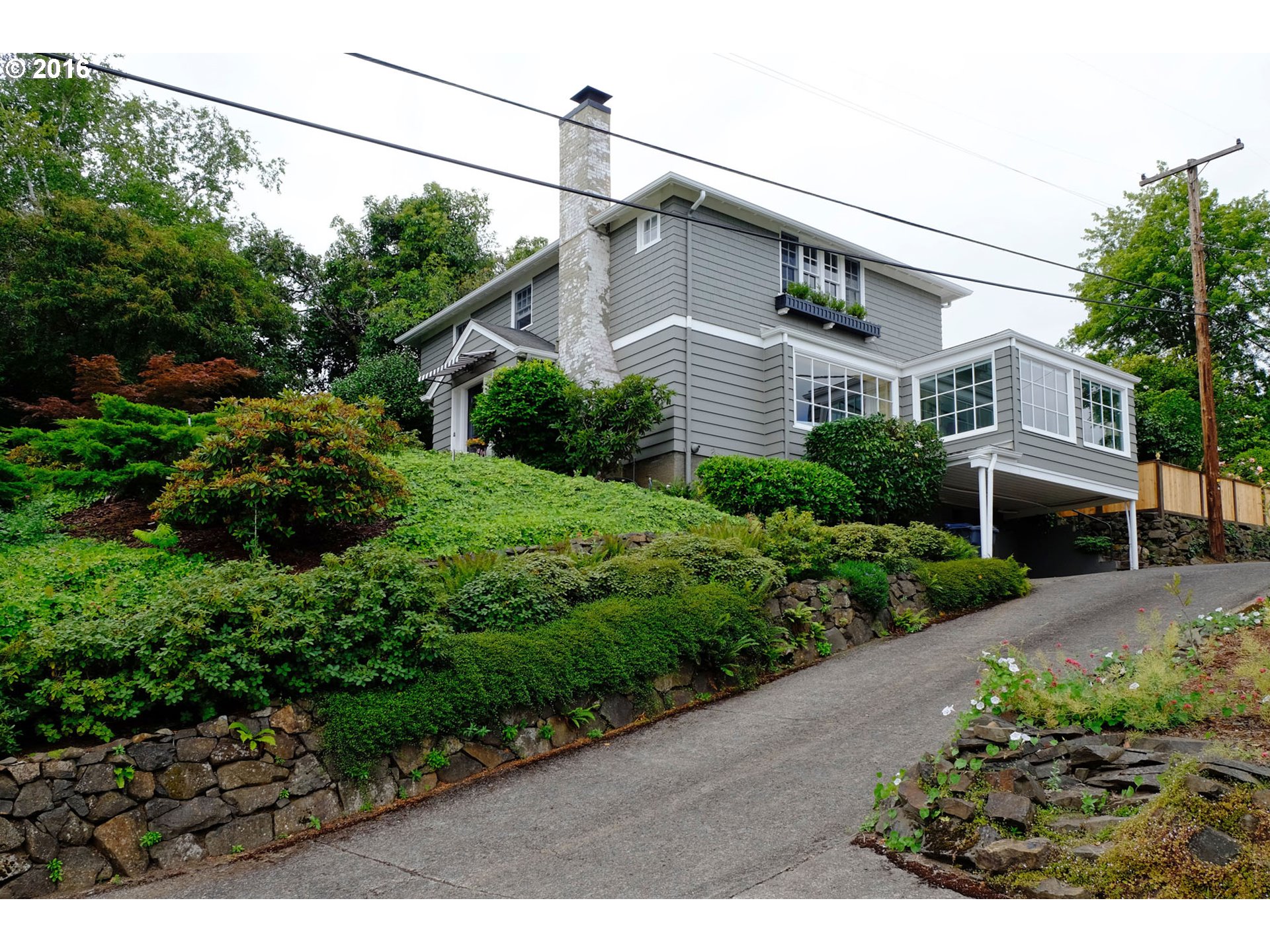 1960 Olive St, Eugene, OR 97405 photo 1