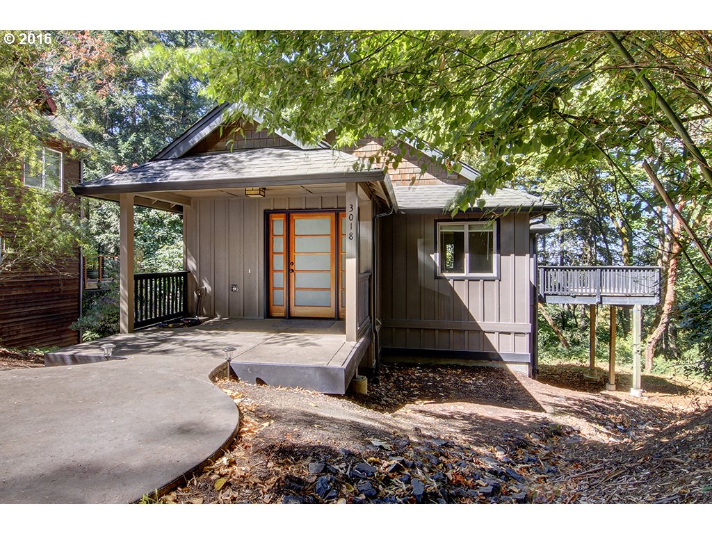 3018 Hendricks Hill Dr, Eugene, OR 97403 photo 1