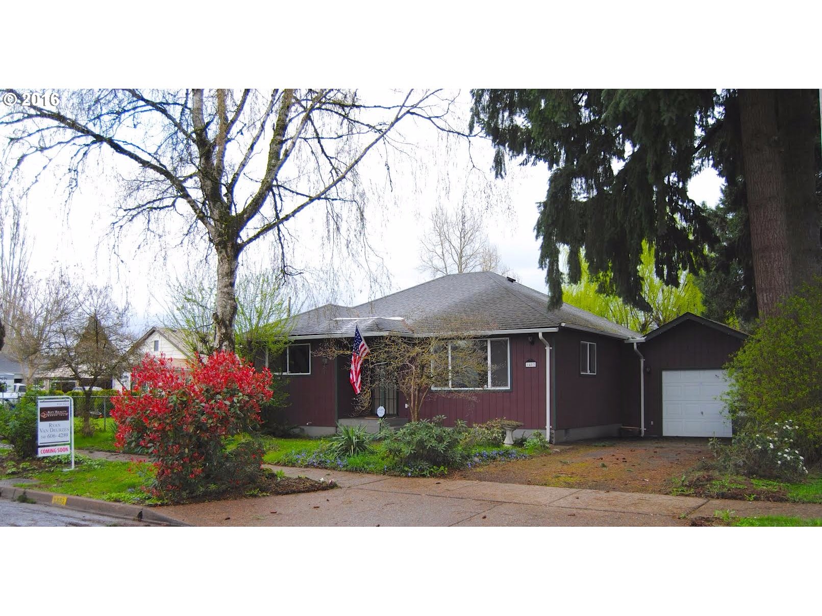 1453 D St, Springfield, OR 97477 photo 1