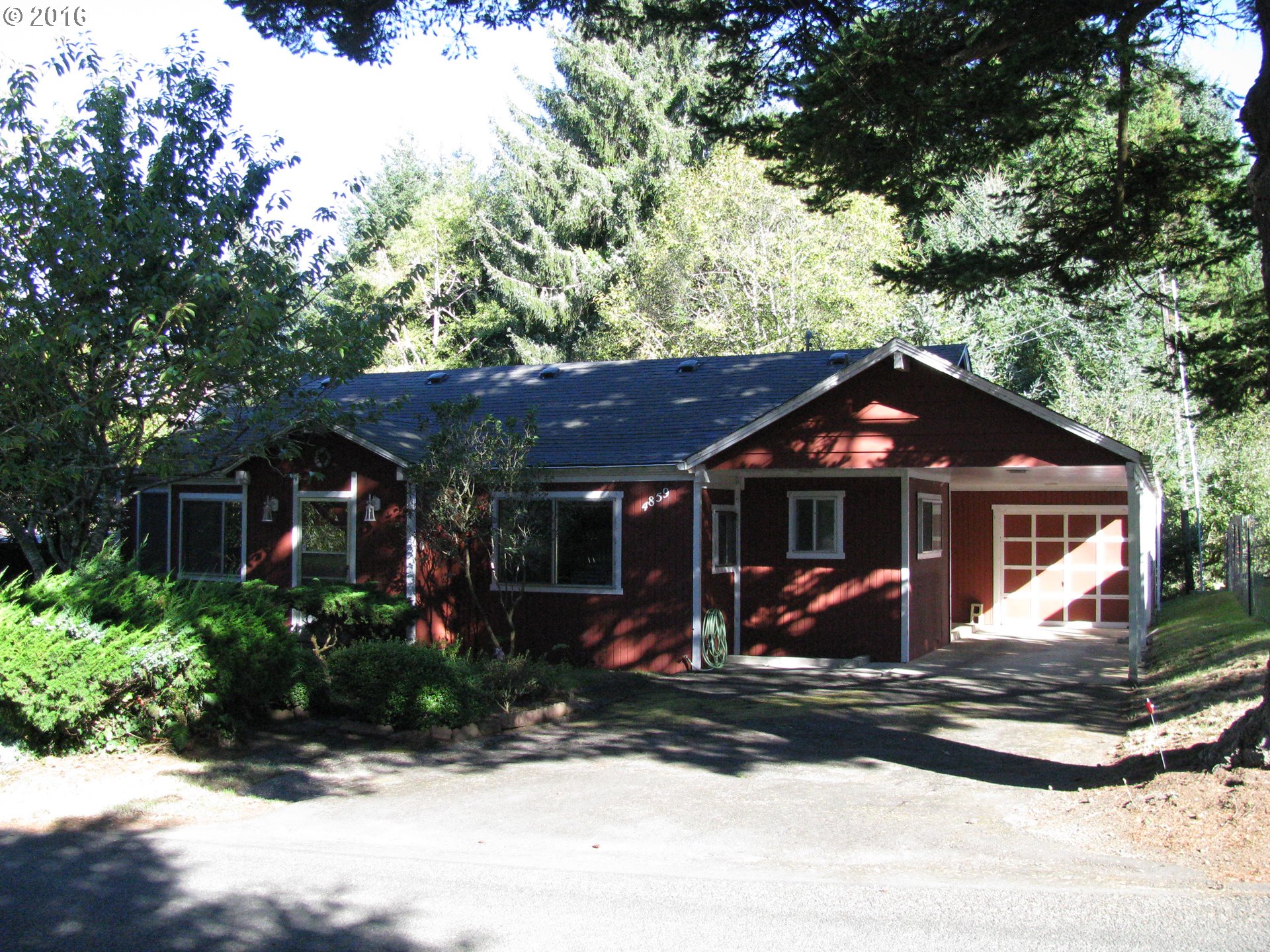 4859 Darlings Loop, Florence, OR 97439 photo 1