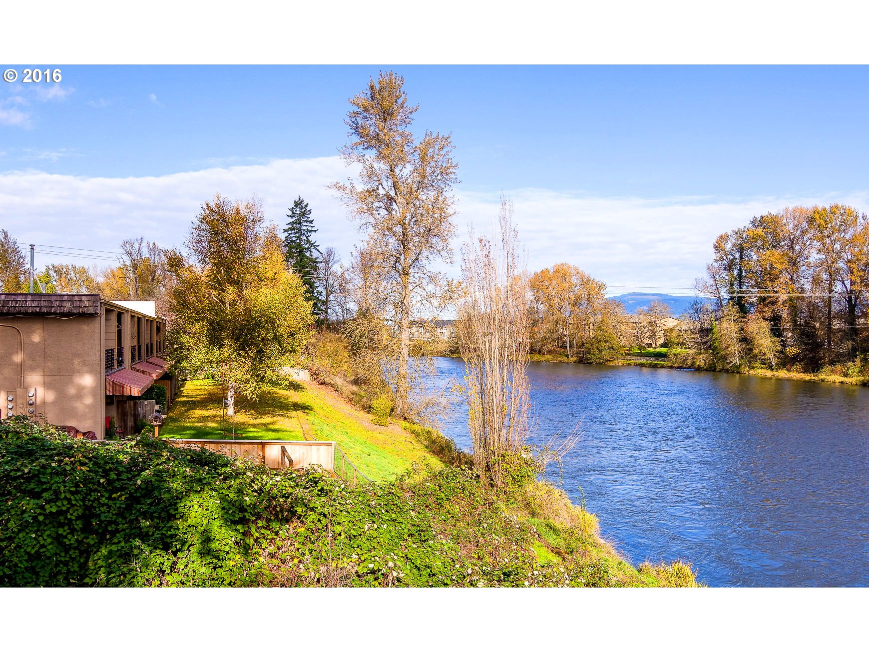 825 Stephens Dr, Eugene, OR 97404 photo 1