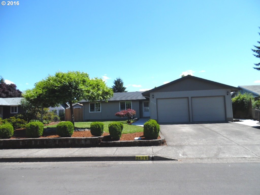 2136 Amirante St, Eugene, OR 97402 photo 1