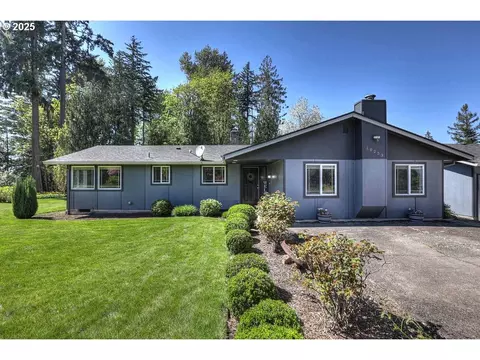 10253 S Kraxberger Rd, Canby, OR 97013