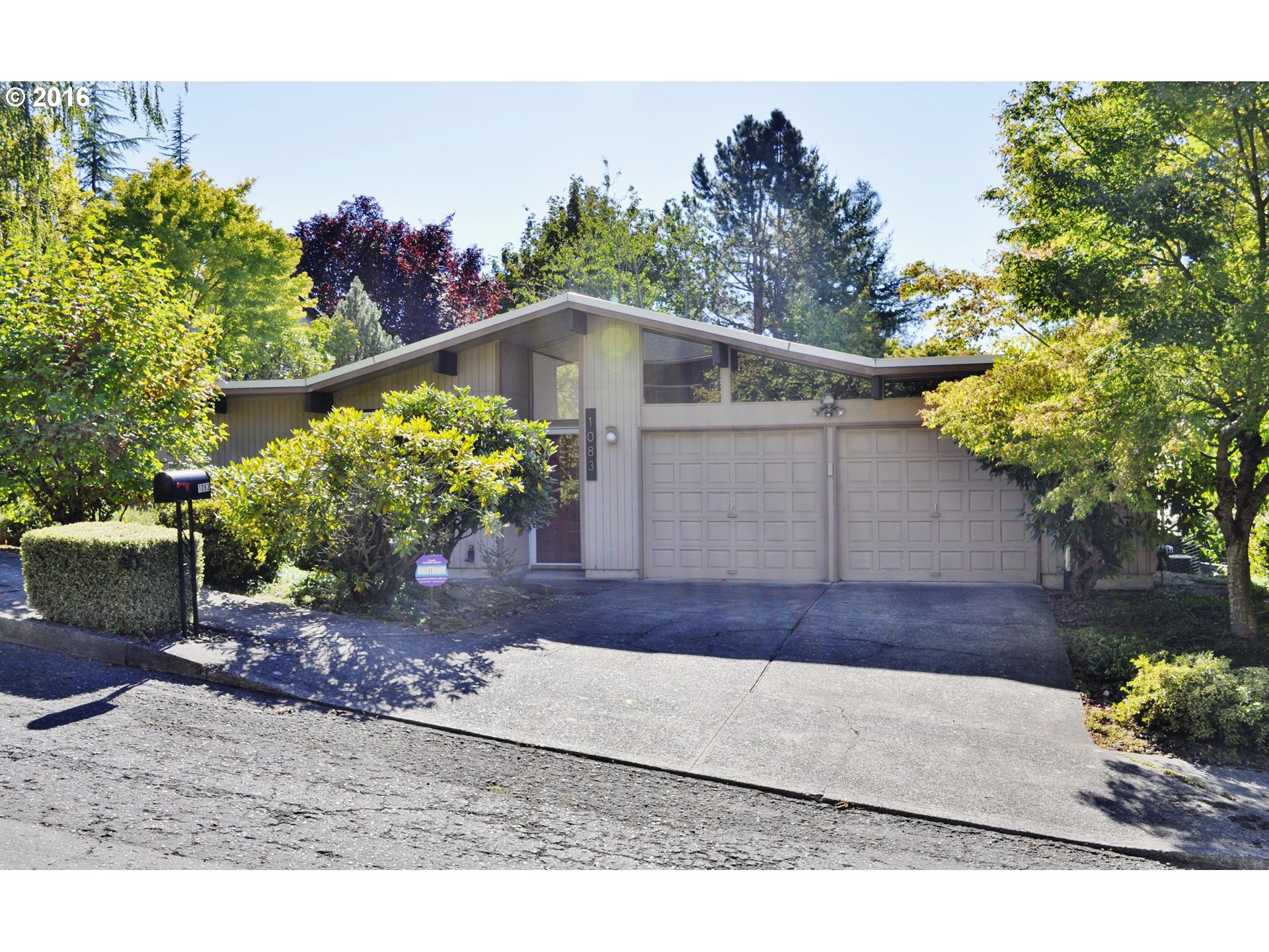 1083 SW 10th Dr, Gresham, OR 97080 photo 1