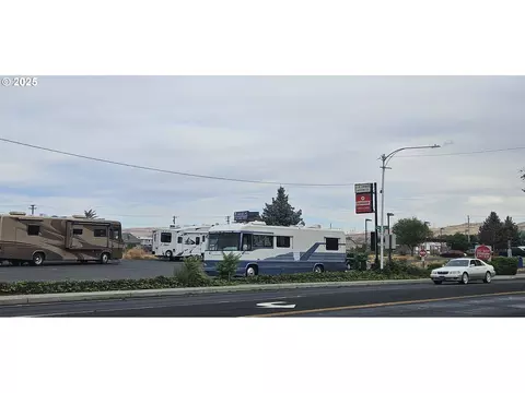 W 2nd St, The Dalles, OR 97058