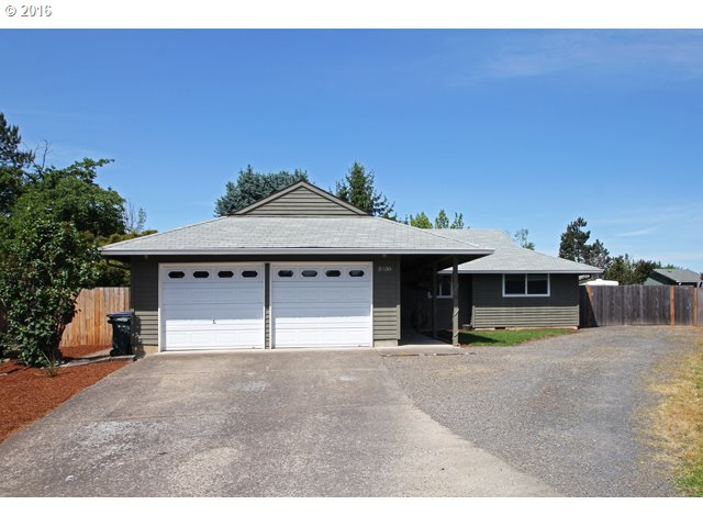 3830 Peppertree Dr, Eugene, OR 97402 photo 1