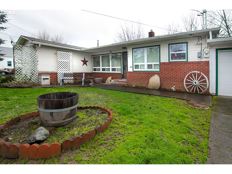 443 E Fourth Ave, Riddle, OR 97469 photo 1