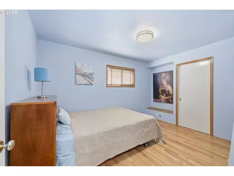 Bedroom - 1590 Corum Ave, Eugene, OR 97401 photo 3 of 6