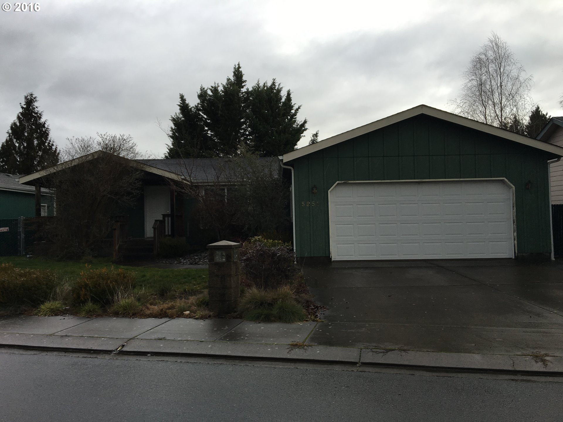 5251 Olympic Cir, Eugene, OR 97402 photo 1