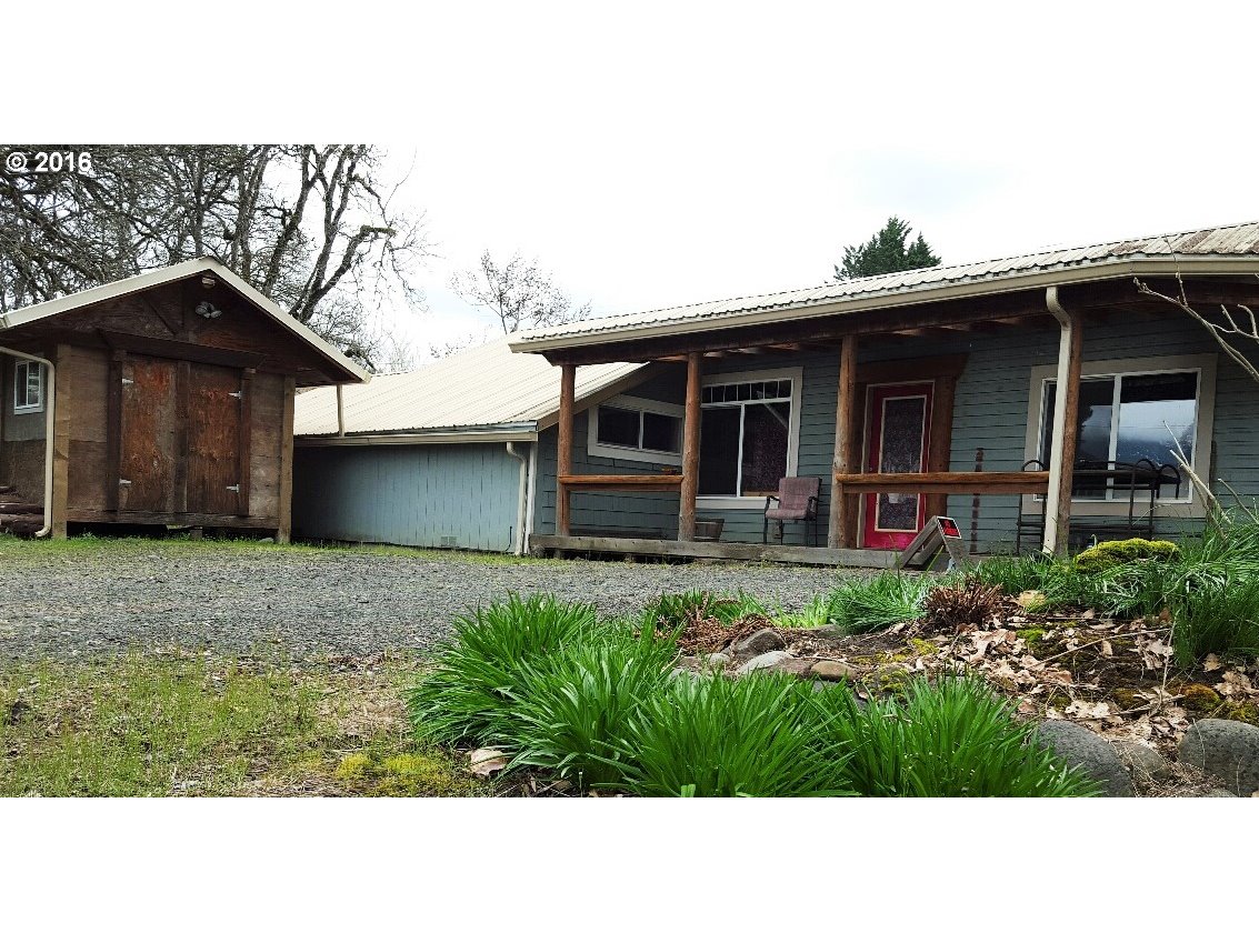 275 Glide Loop Dr, Glide, OR 97443 photo 1