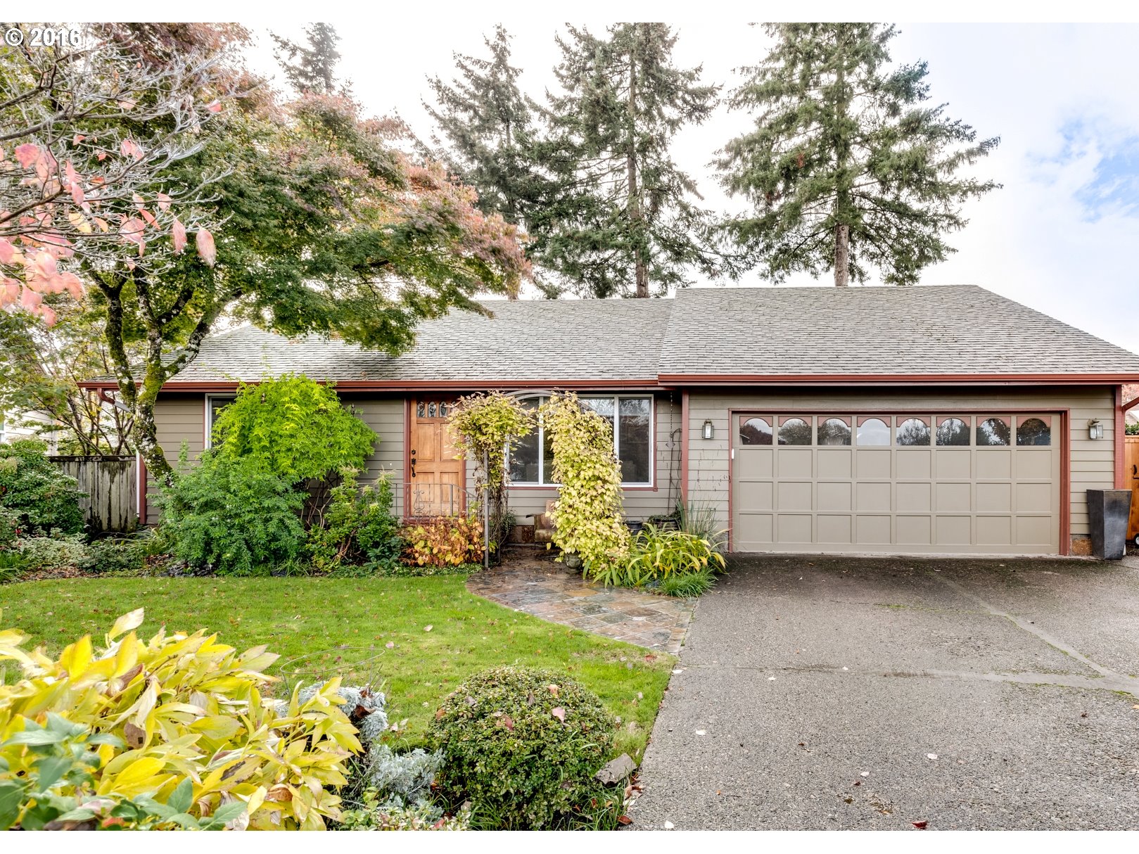 2924 Elysium Ave, Eugene, OR 97401 photo 1