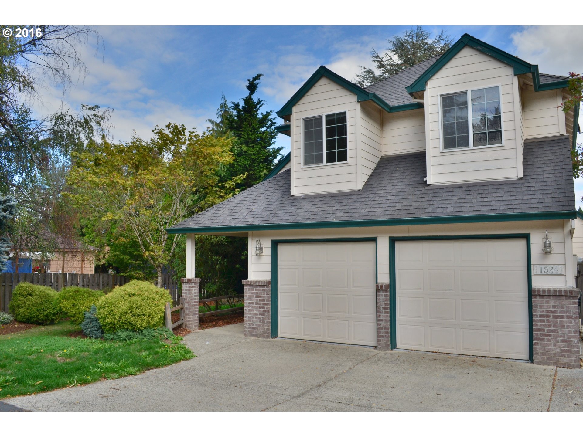 1524 SE Hale Ct, Gresham, OR 97080 photo 1
