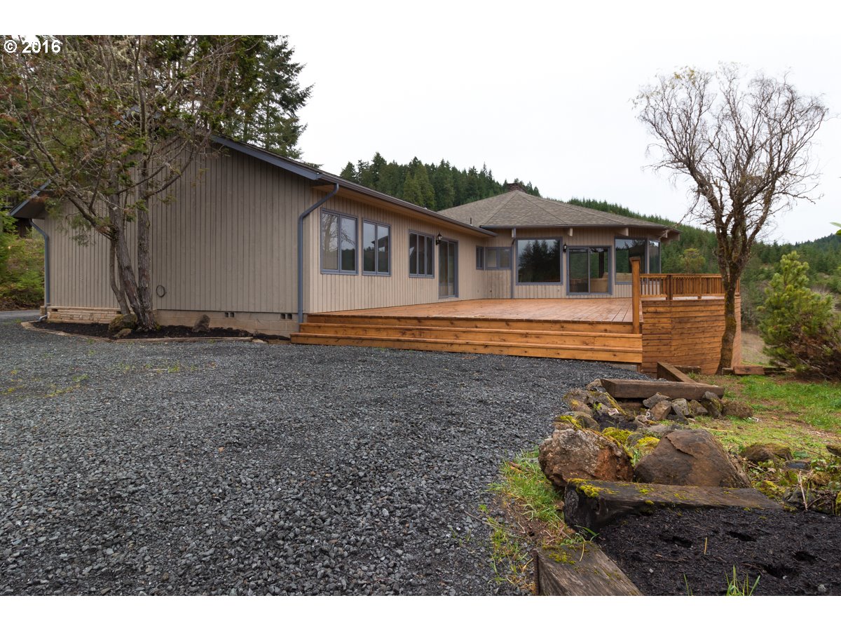 7467 Elkhead Rd, Yoncalla, OR 97499 photo 1