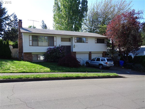 3716 NE 3rd St, Gresham, OR 97030 photo 1
