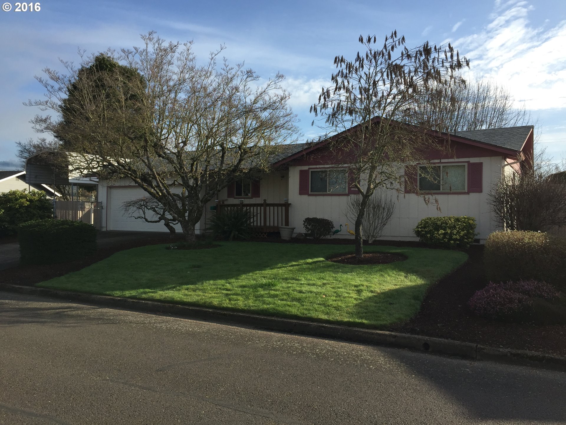 2475 Dumas Dr, Springfield, OR 97477 photo 1