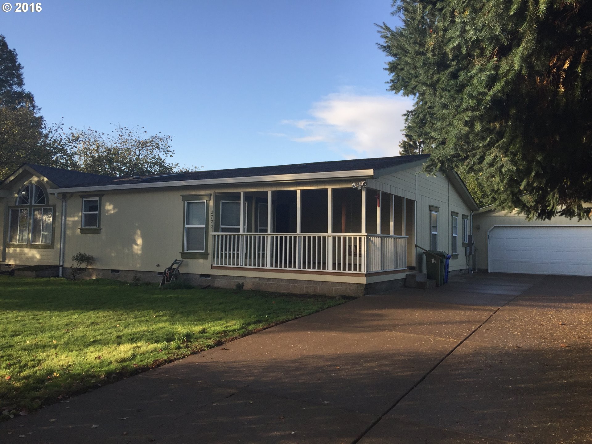 2720 Milton Ln, Eugene, OR 97404 photo 1