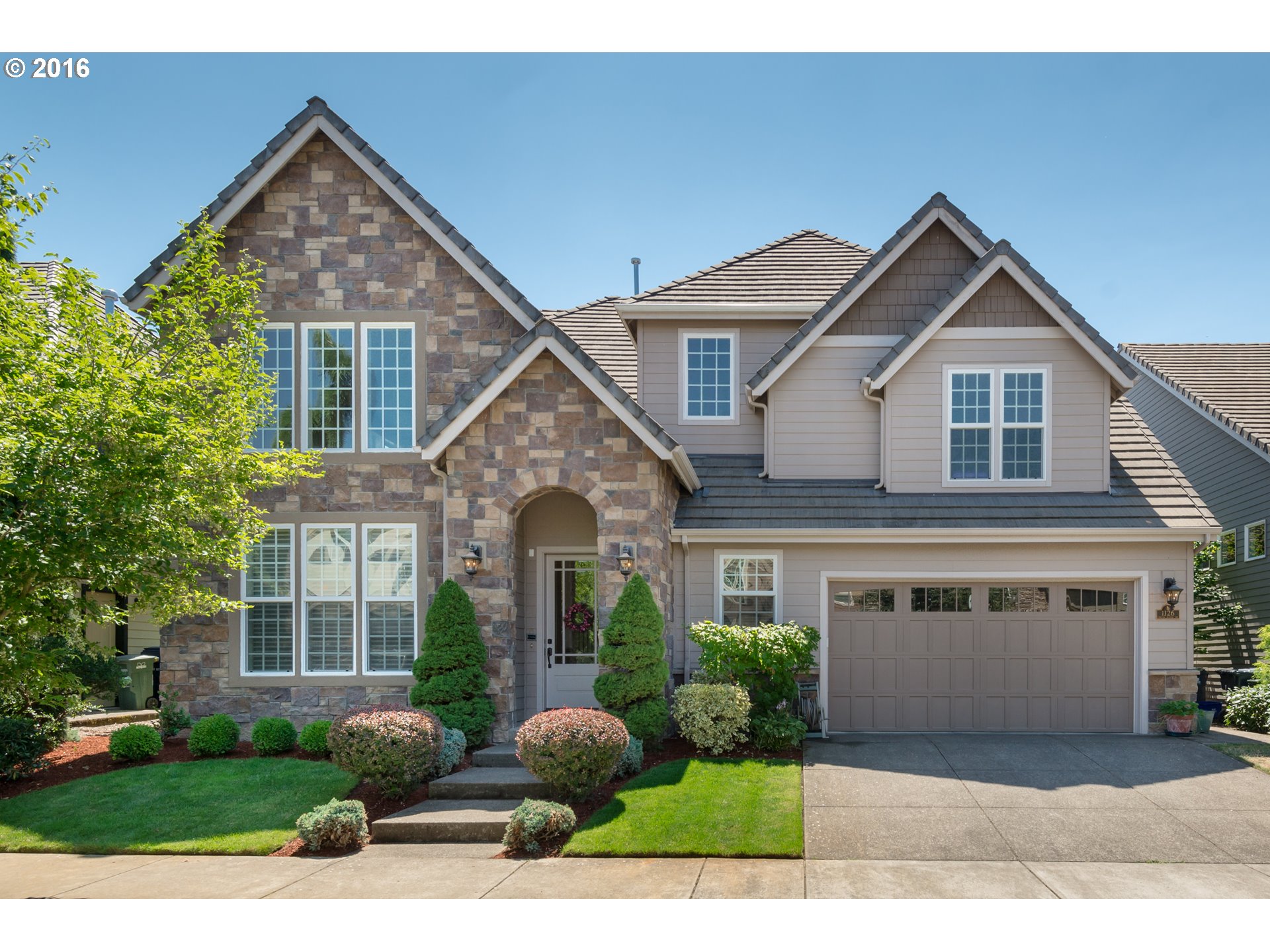 1126 Cedar Ridge Dr, Eugene, OR 97401 photo 1
