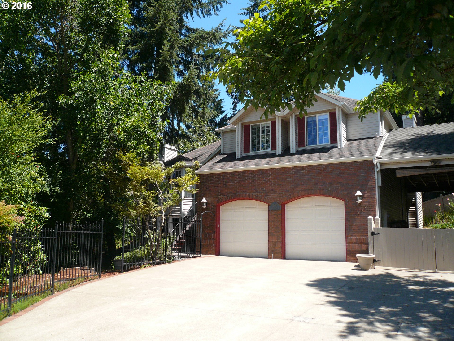 2535 Park Forest Dr, Eugene, OR 97405 photo 1