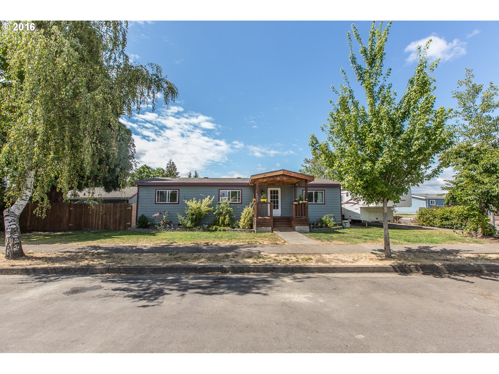 4984 Morely Loop, Eugene, OR 97402 photo 1