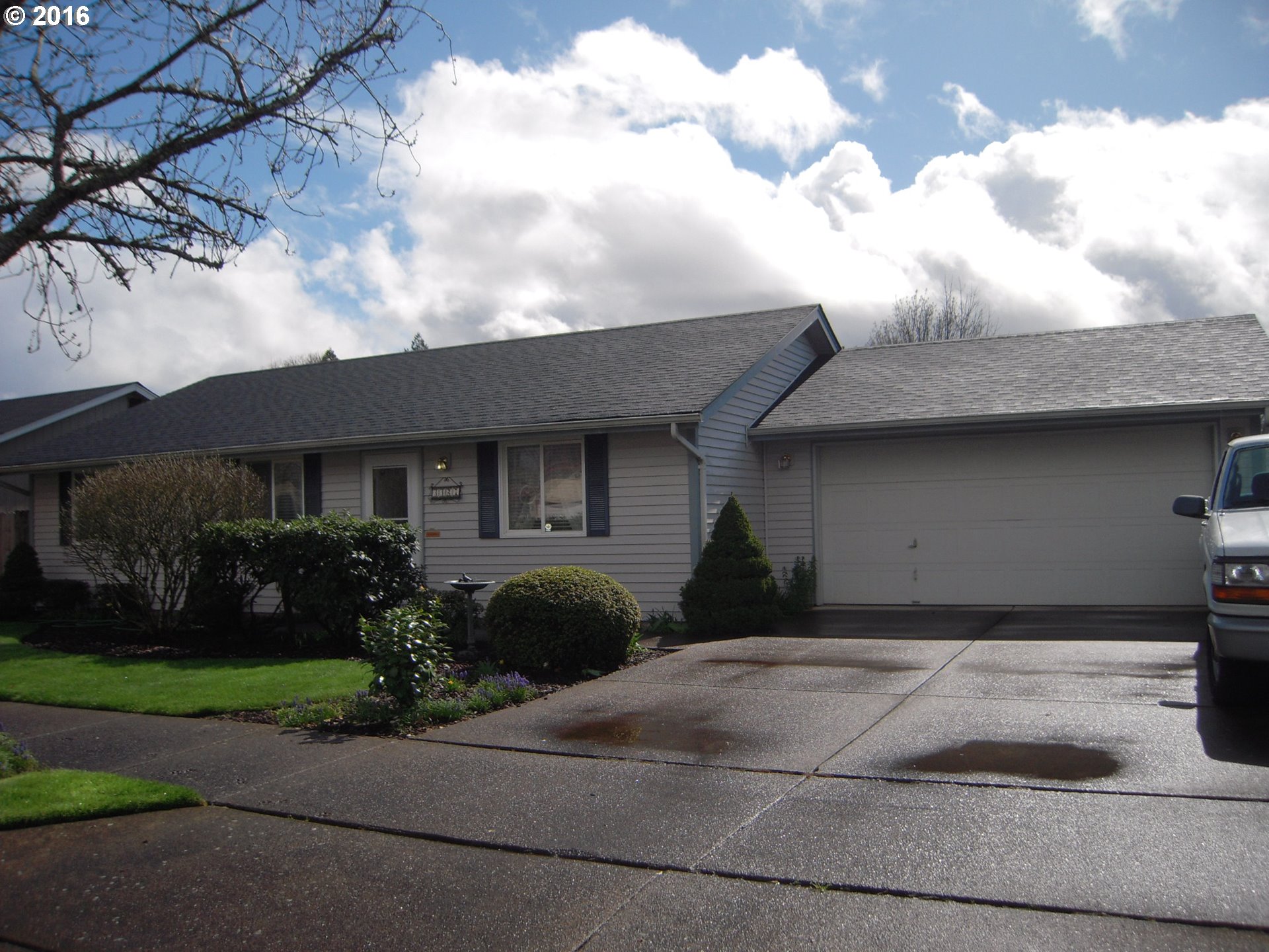 3327 Douglas Dr, Springfield, OR 97478 photo 1