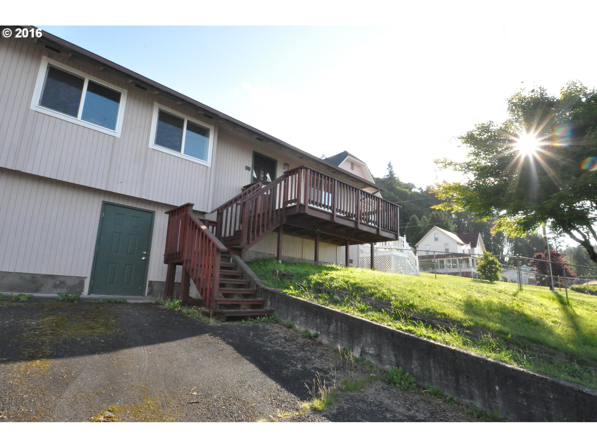 320 W D St, Rainier, OR 97048 photo 1
