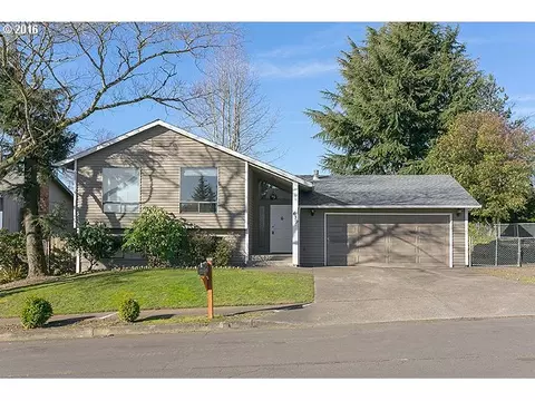 639 SE Hale Pl, Gresham, OR 97080 photo 1