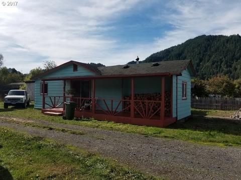 180 E Birch, Powers, OR 97466 photo 1