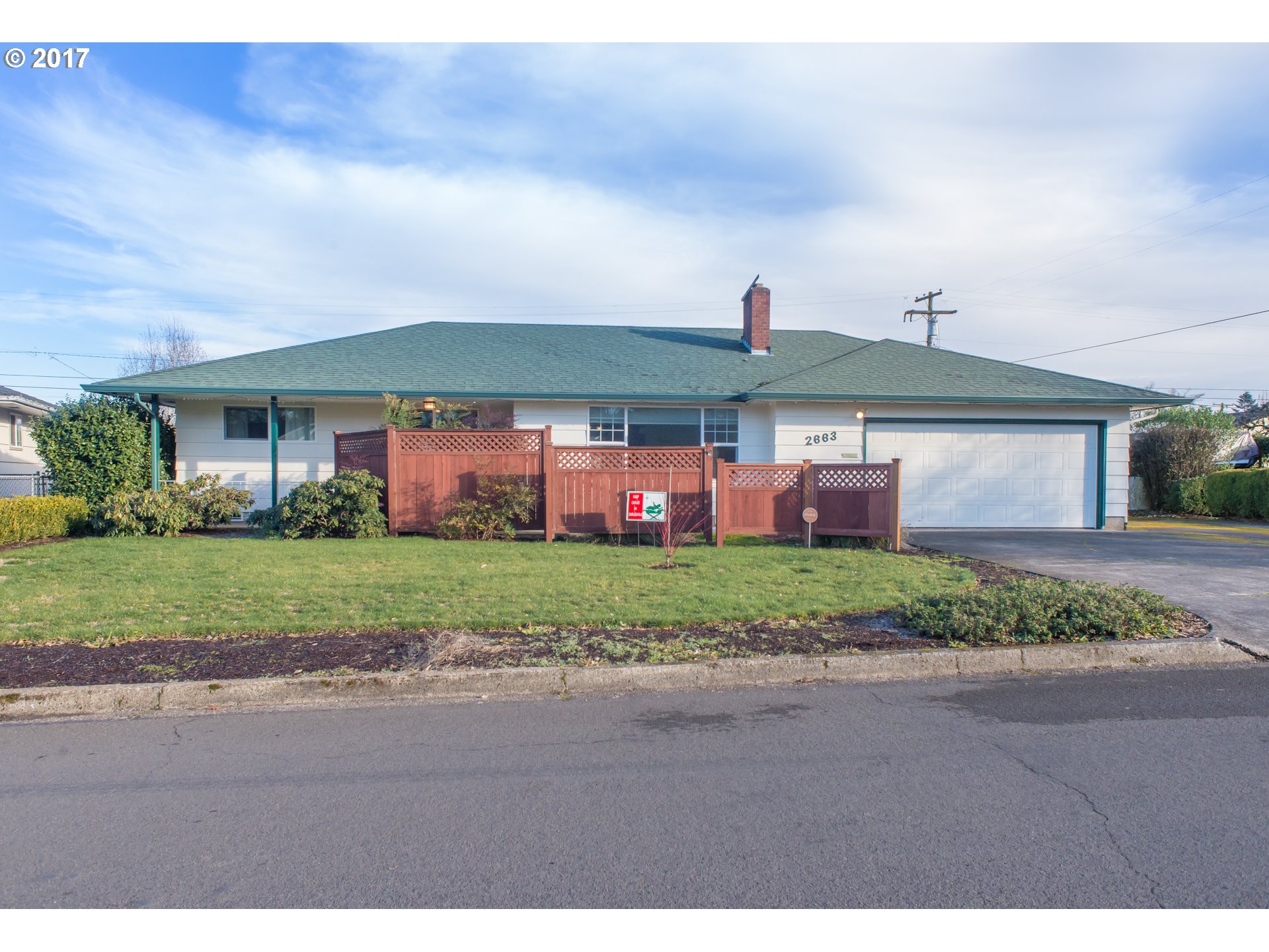 2663 Castle Dr, Springfield, OR 97477 photo 1