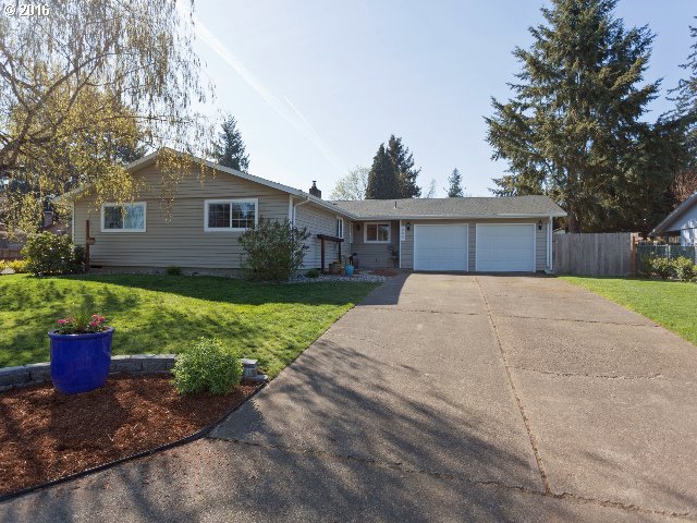 995 NE 14th Ave, Canby, OR 97013 photo 1