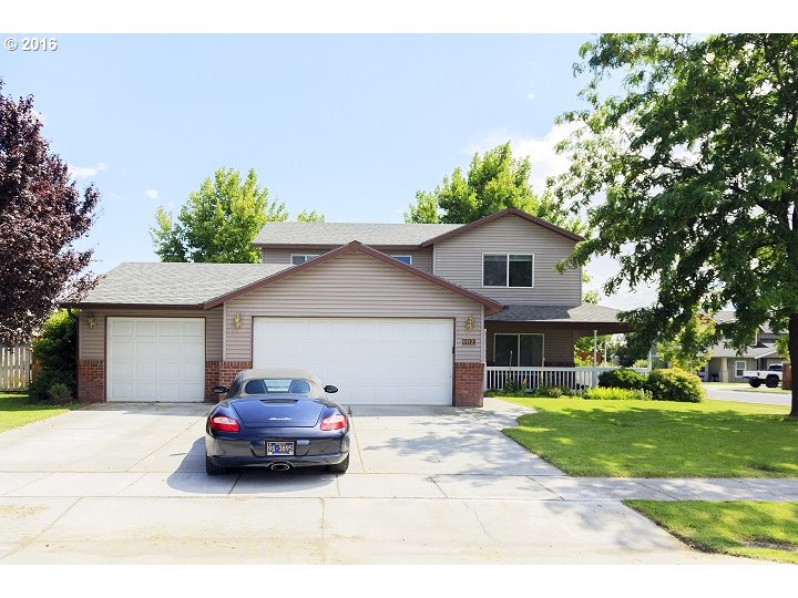 602 E Browning Ave, Hermiston, OR 97838 photo 1