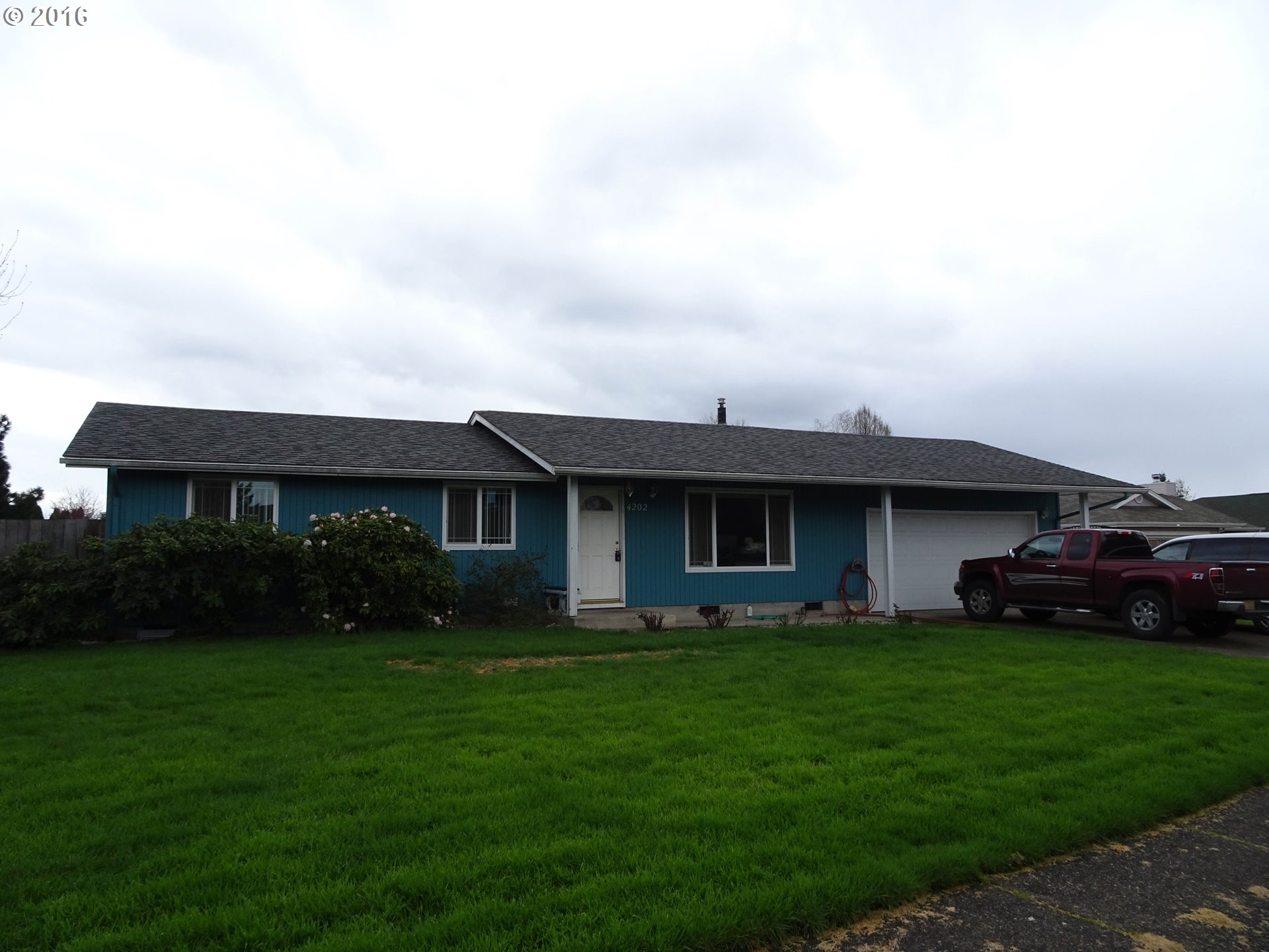 4202 Marcum Ln, Eugene, OR 97402 photo 1