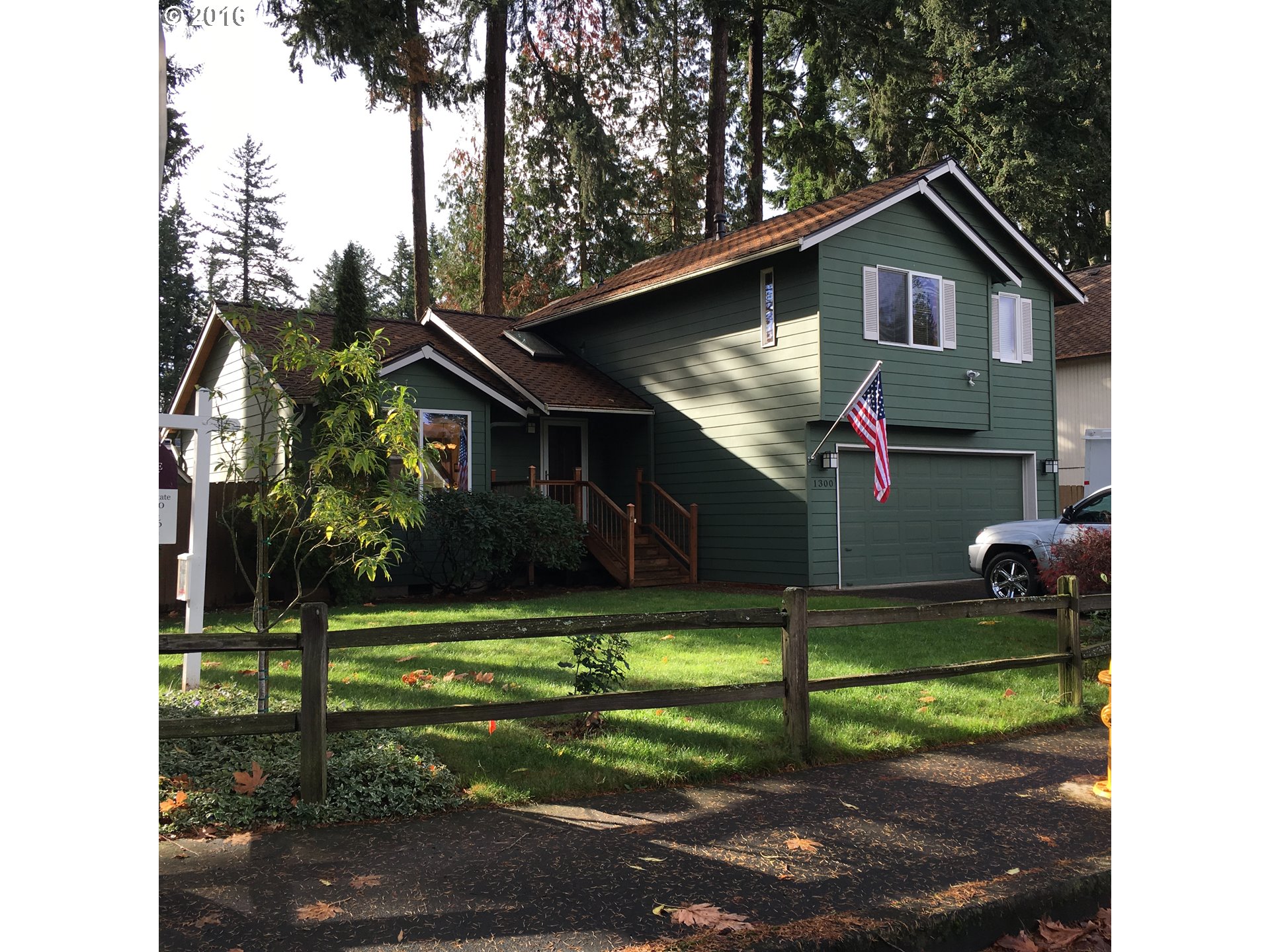 1300 NW 19th St, Gresham, OR 97030 photo 1