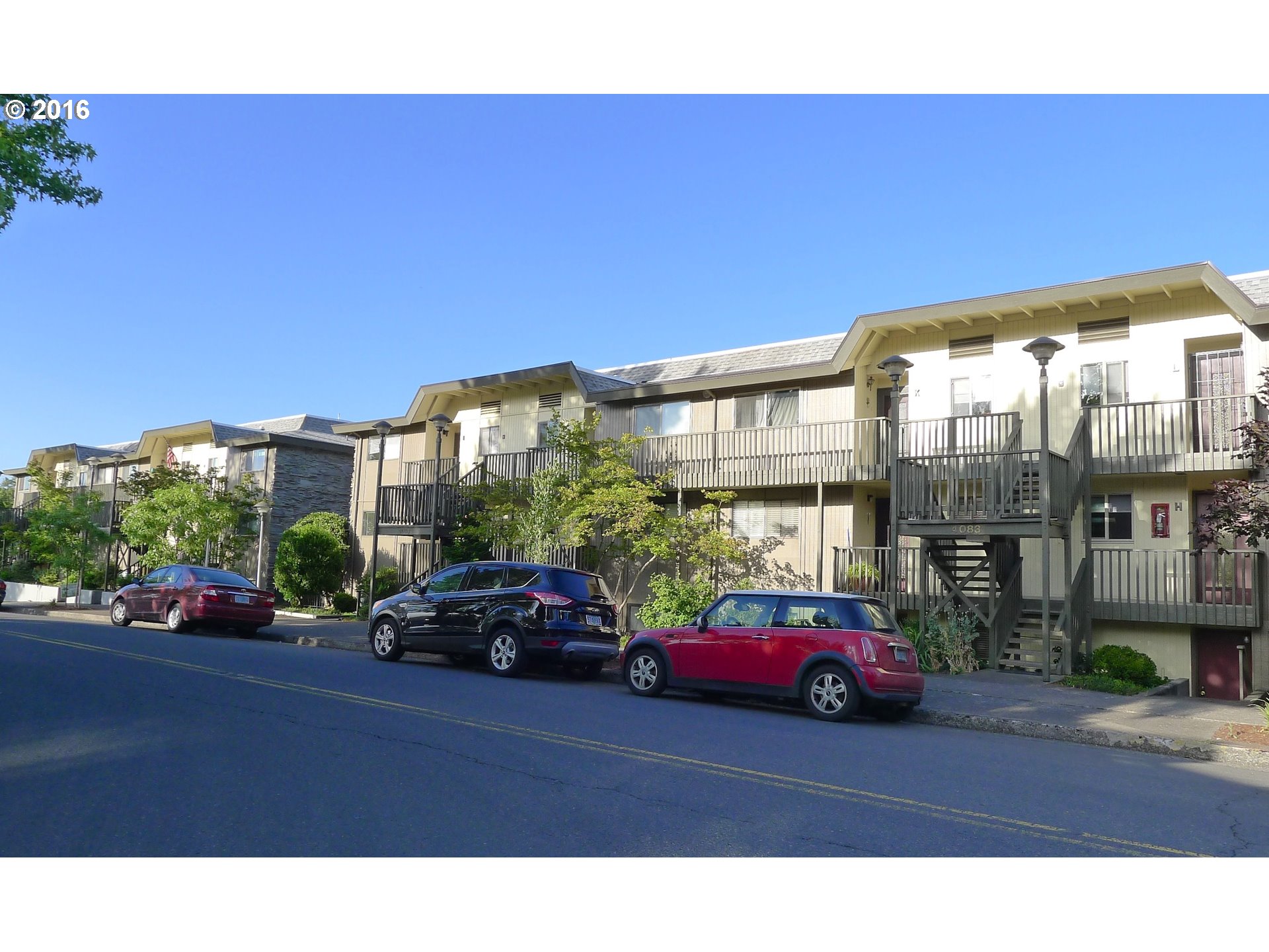 4047 Donald St #B, Eugene, OR 97405 photo 1