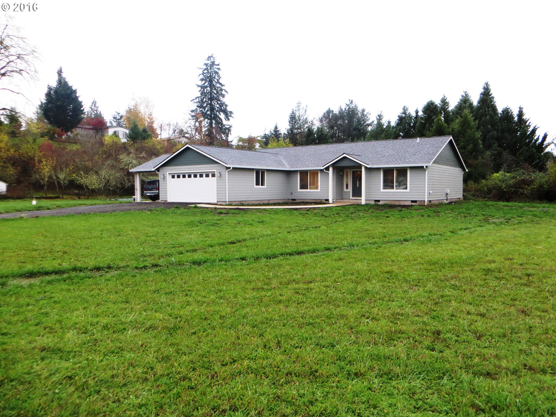 140 Ben Ct, Glide, OR 97443 photo 1