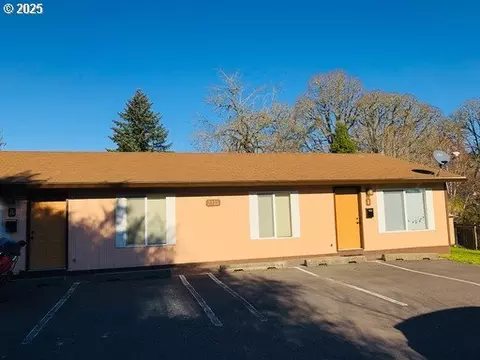 2225 B St, Forest Grove, OR 97116