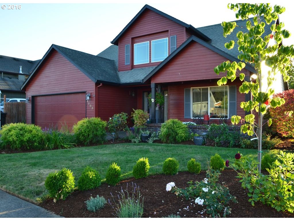 1105 S Pine St, Canby, OR 97013 photo 1