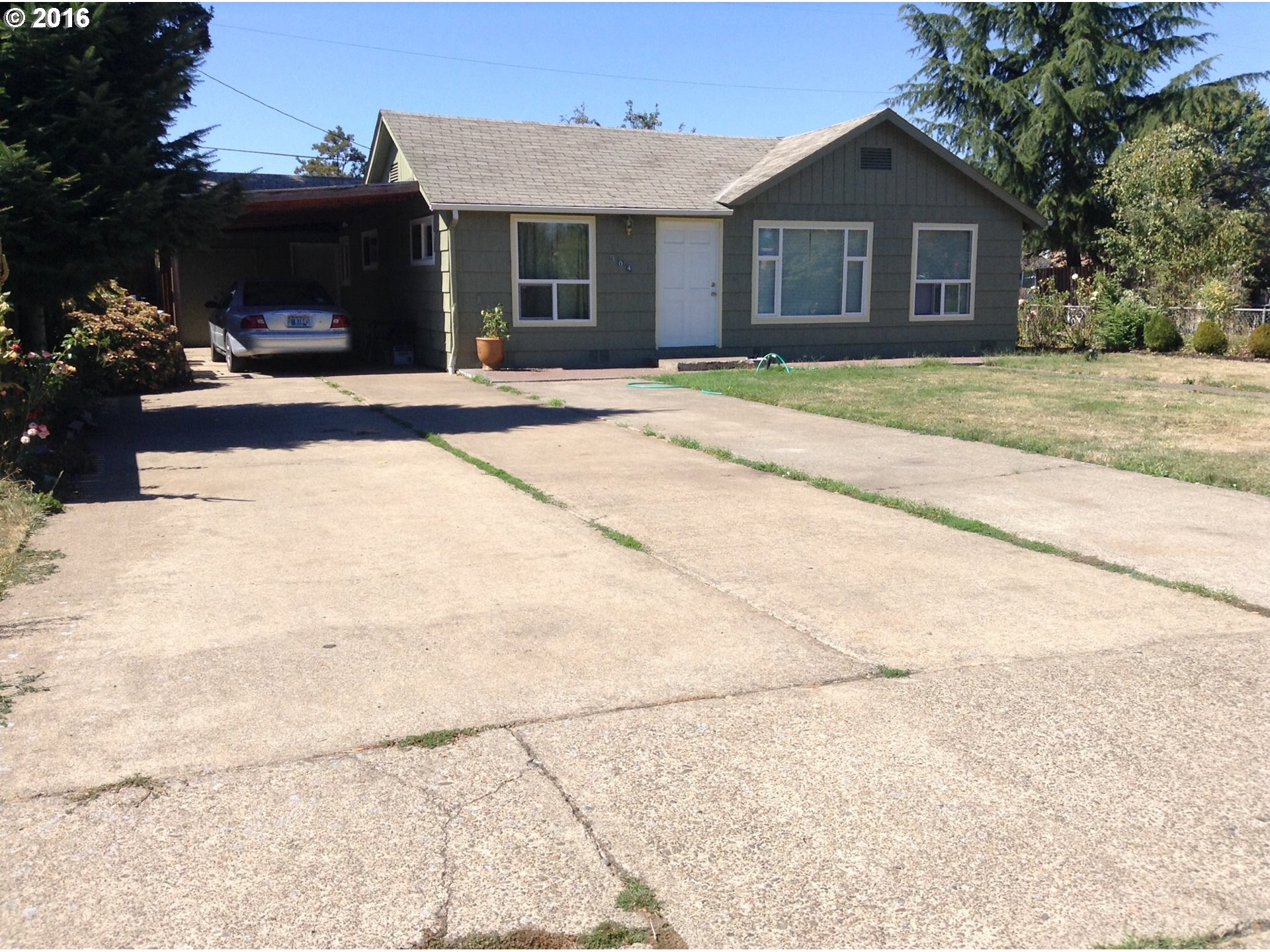 304 25th St, Springfield, OR 97477 photo 1
