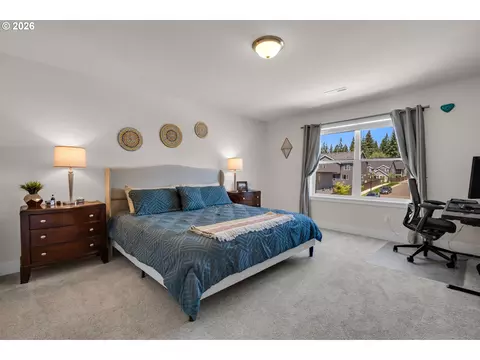 Bedroom - 5432 N 92nd Ave, Camas, WA 98607 photo 3 of 6