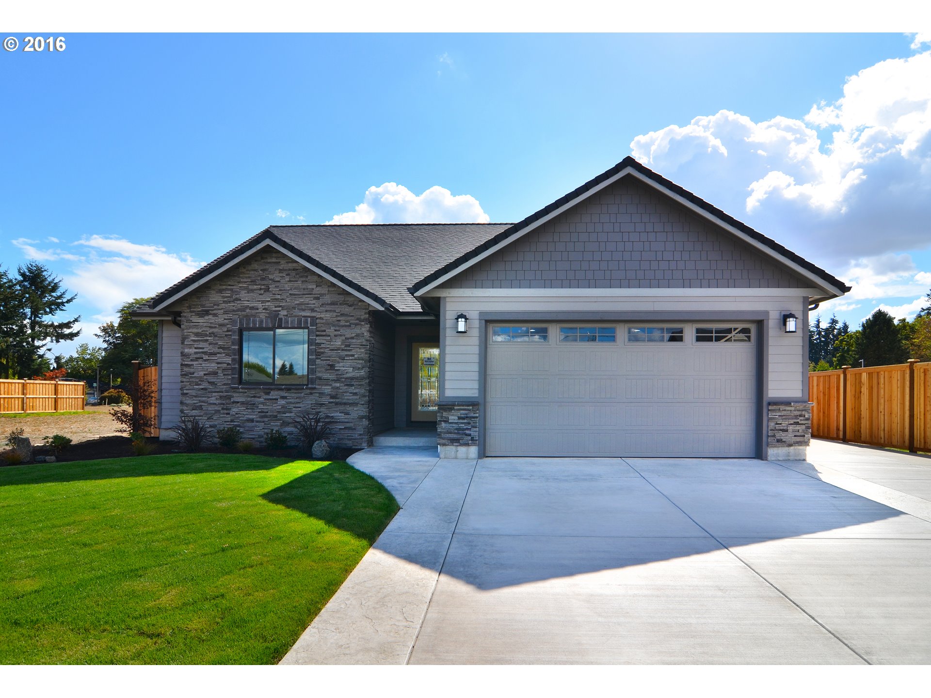 234 W Dean Ave, Eugene, OR 97404 photo 1