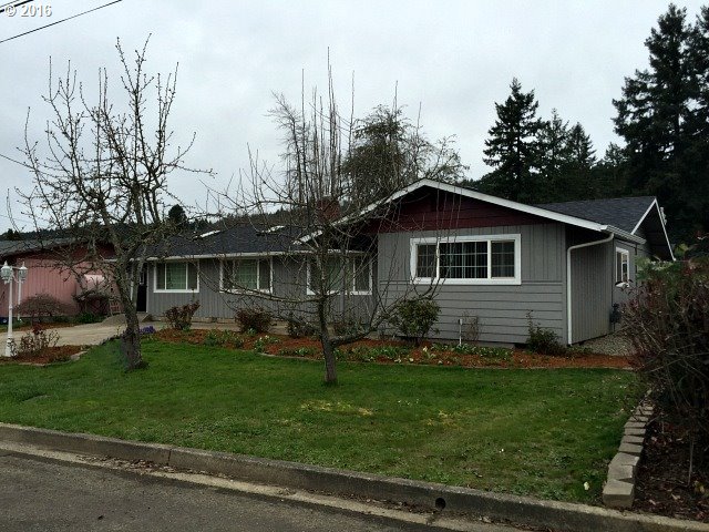 865 E Second Ave, Sutherlin, OR 97479 photo 1
