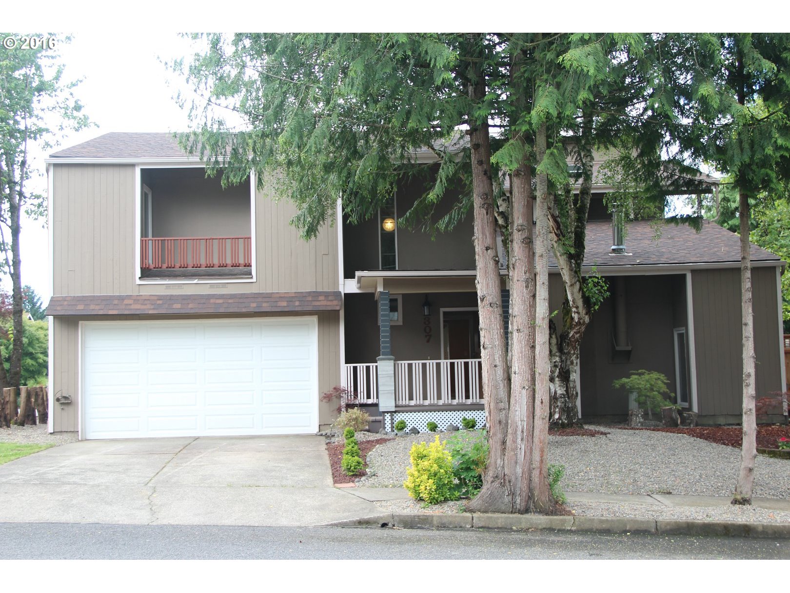 307 SE Greenway Dr, Gresham, OR 97080 photo 1