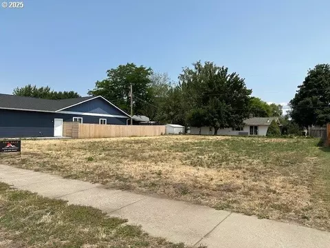 10907 Kristin Way, Island City, OR 97850