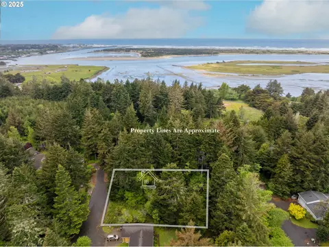 0 9th St, Bandon, OR 97411