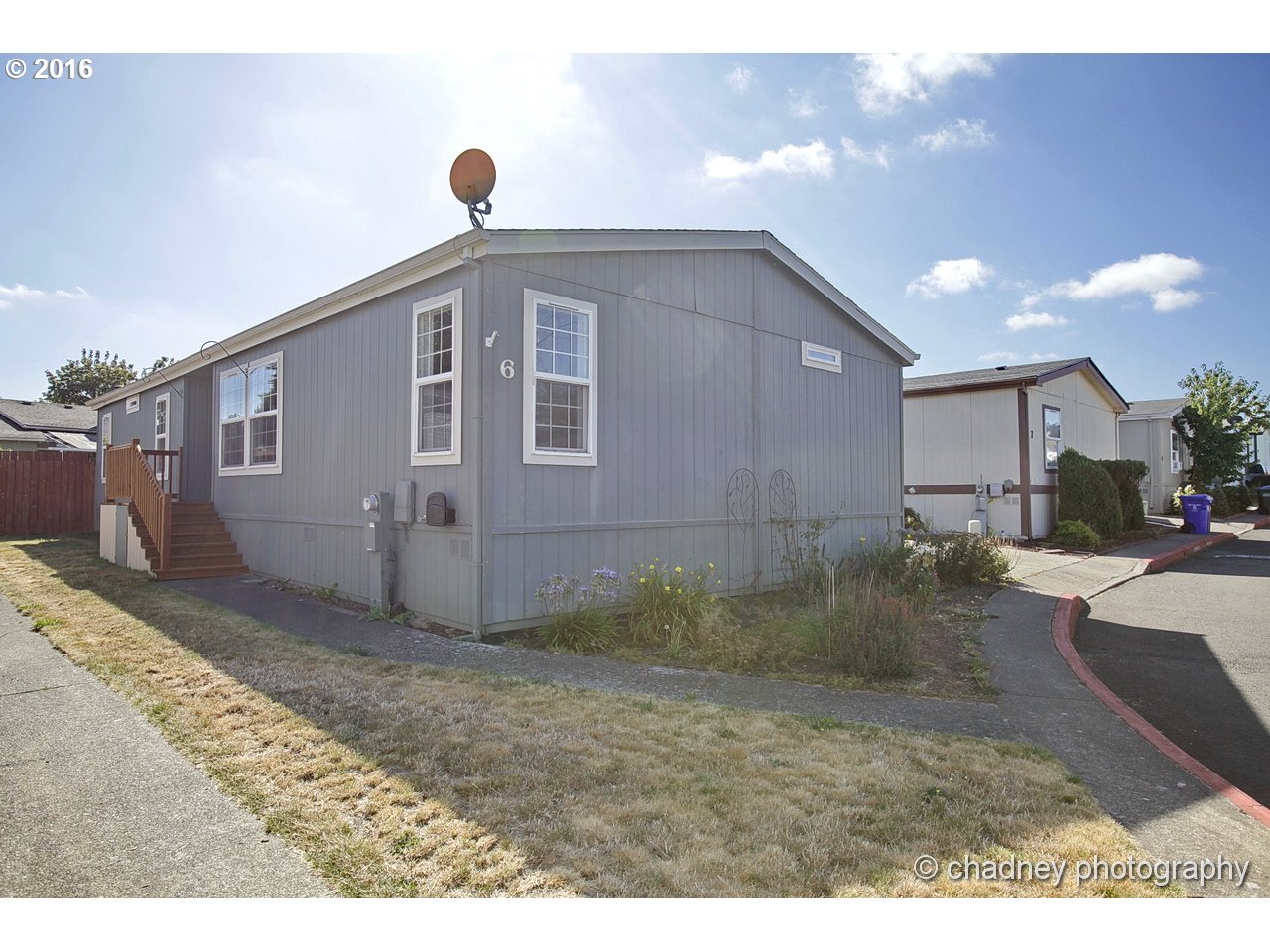 1949 SE Palmquist Rd #6, Gresham, OR 97080 photo 1