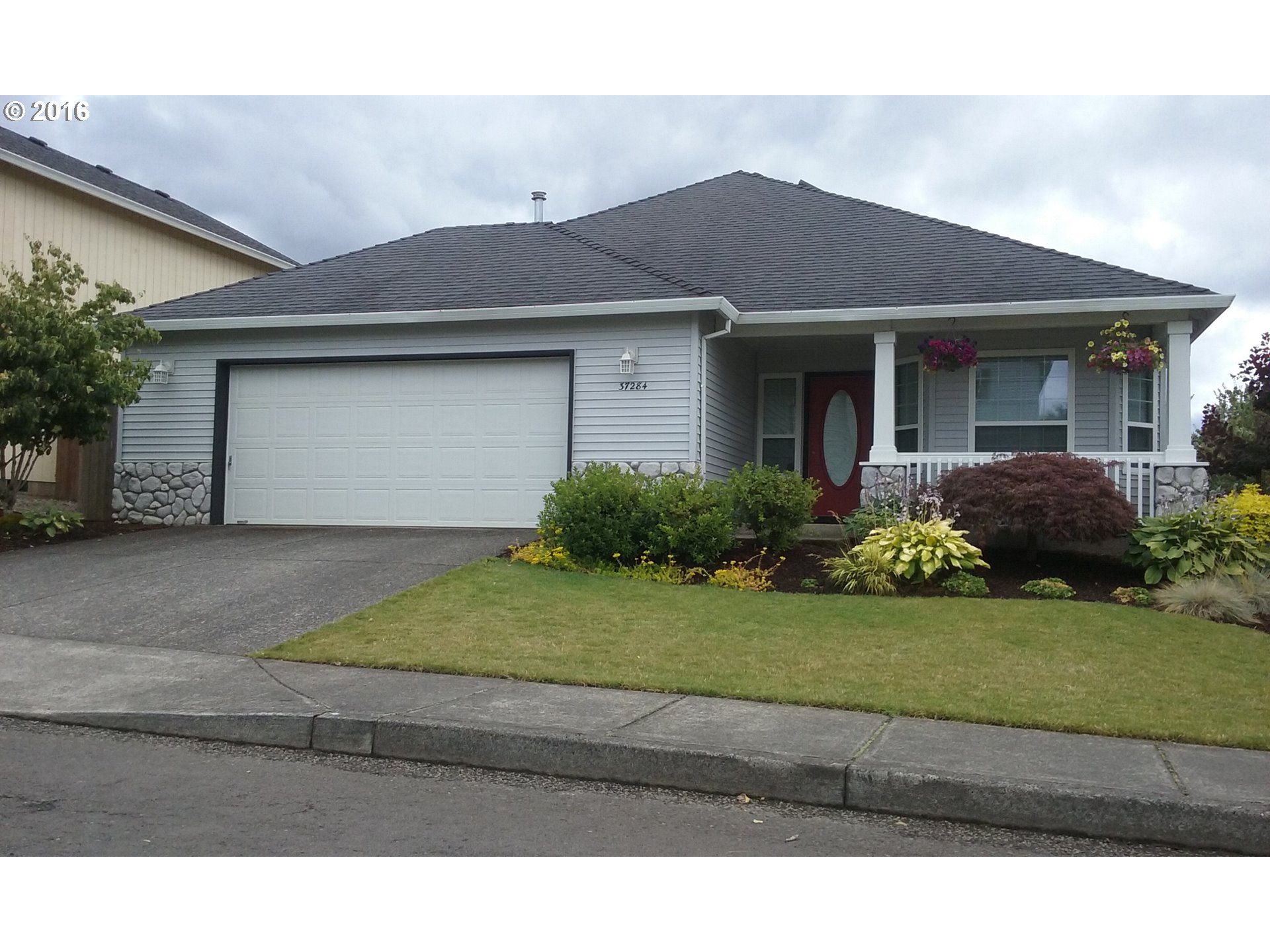 37284 Goldenrain St, Sandy, OR 97055 photo 1