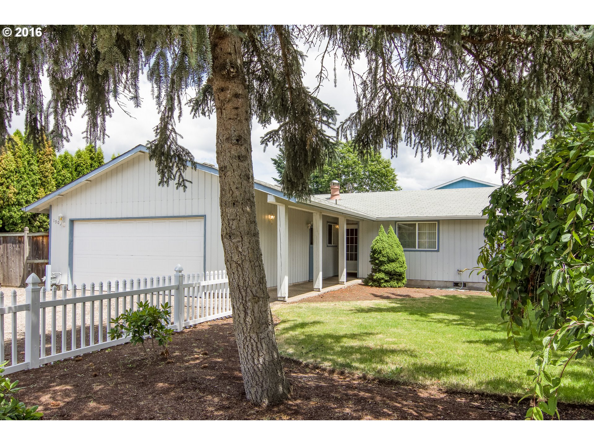 1903 Port St, Eugene, OR 97402 photo 1