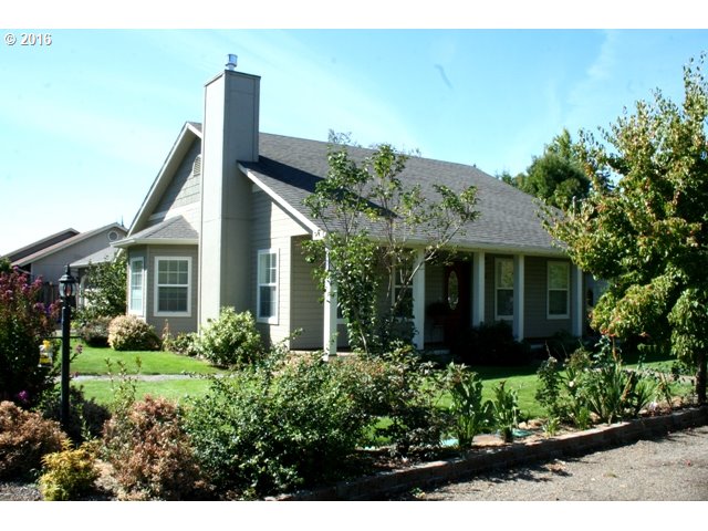 600 Bushnell Ln, Eugene, OR 97404 photo 1