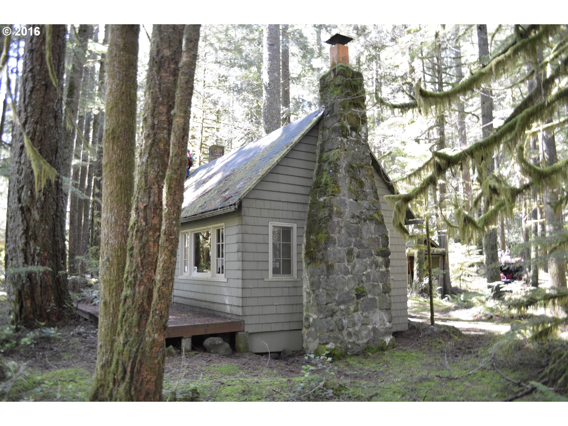 28006 E Road 20d, Rhododendron, OR 97049 photo 1